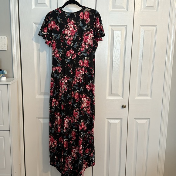 Fortune + Ivy Faux Wrap Dress - Picture 4 of 4